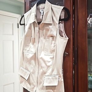 Calvin Klein elegant 4 Pockets Vest beige size 6